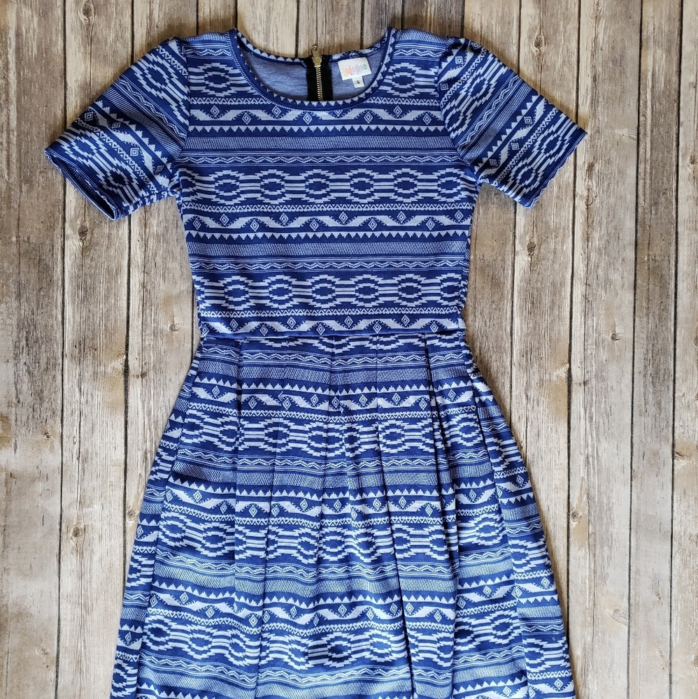 NWOT Lularoe Amelia S Aztec/Geometric